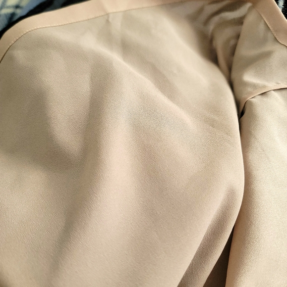 Ann Taylor Petites Women's Sleeveless Ruffled Top Size 00 - Picture 9 of 11